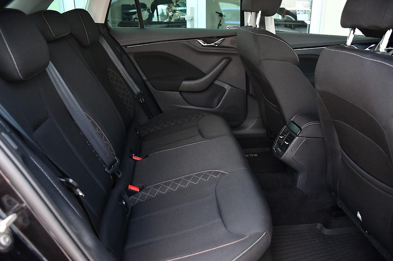Škoda Scala 1.5TSi ČR 1M - fotka 21 z 37
