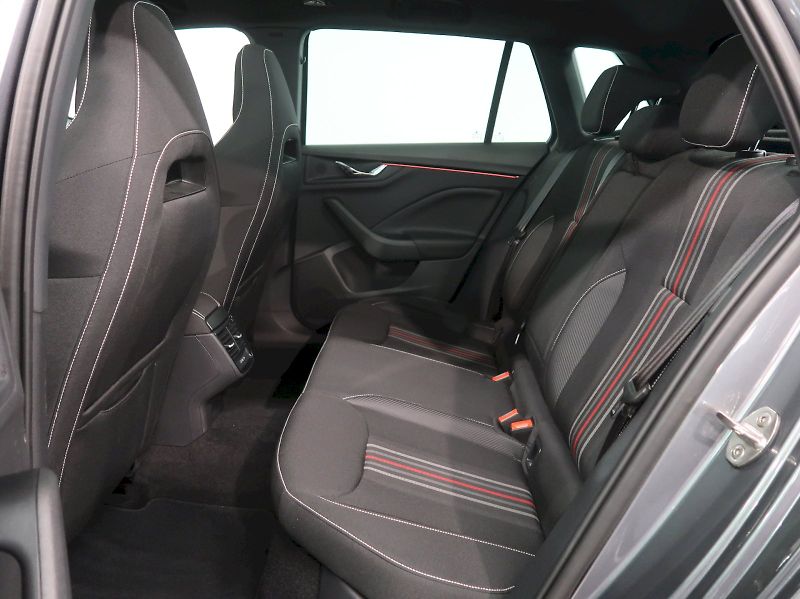 Škoda Kamiq (2025) MONTE CARLO 1.0TSI 85KW TAŽNÉ - fotka 16 z 41