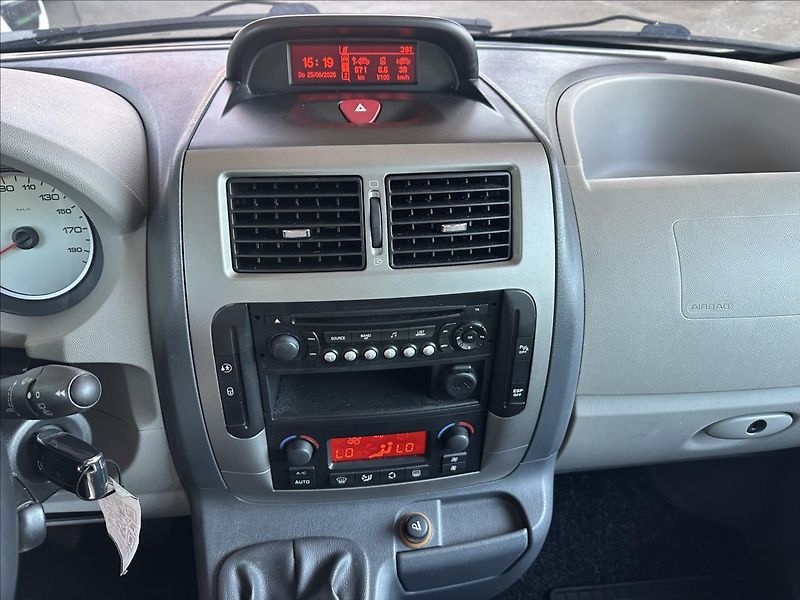Fiat Scudo 2,0 8míst TOP STAV LONG - fotka 17 z 31