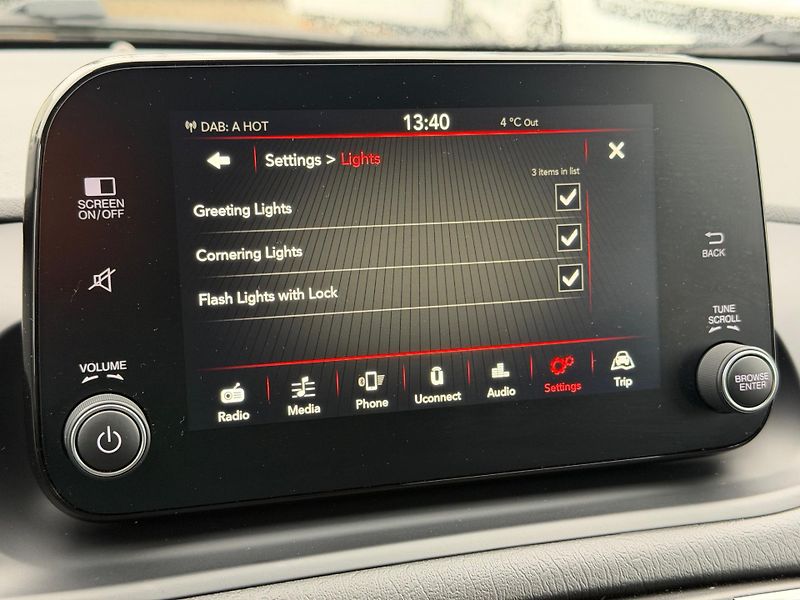 Fiat Tipo 1.6 MultiJet 130 k - fotka 15 z 27
