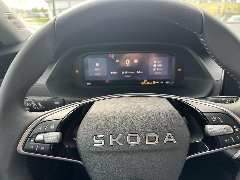 Škoda Octavia SELECTION + dovýbava *413 - fotka 10 z 13