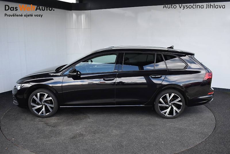 Volkswagen Golf Variant (2022) 1.5TSI 110kW Webasto,Matrix - fotka 3 z 27