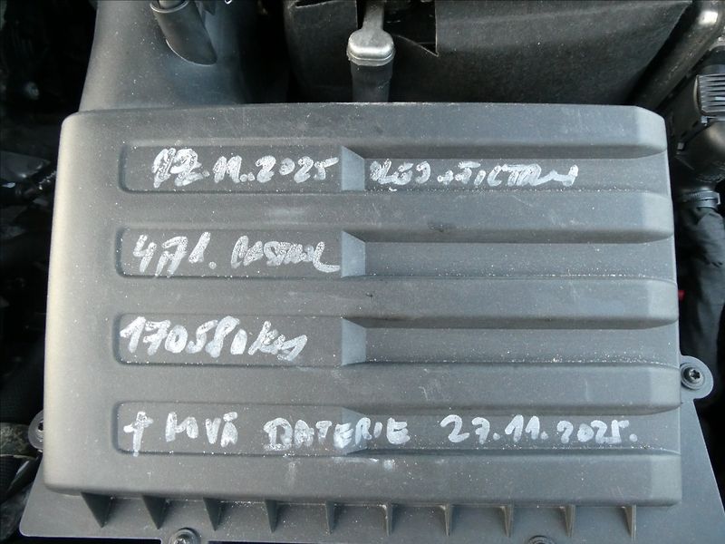 Volkswagen Golf 1,6 TDi 81kW,CUP,4x4,serviska - fotka 40 z 50