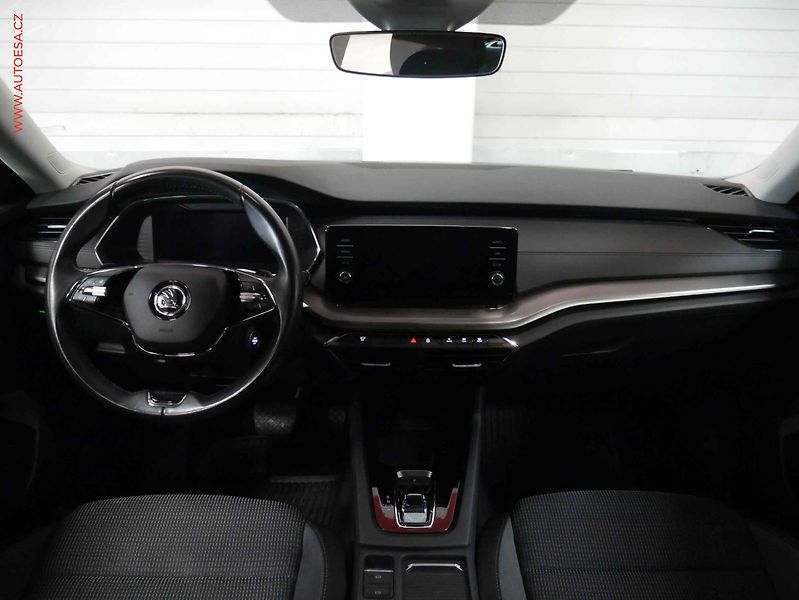 Škoda Octavia (2021) 2.0TDi, 2.maj,ČR, Ambition - fotka 11 z 21