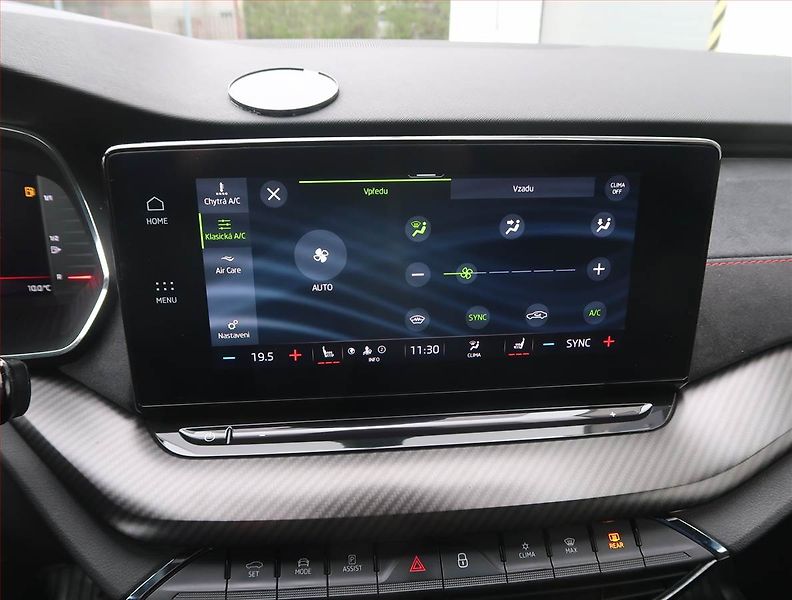 Škoda Octavia (2021) RS 2.0 TSI - fotka 26 z 32