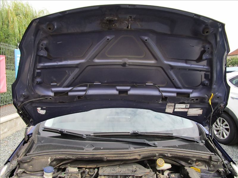 Peugeot 208 1.4HDi  Klima, 2. maj. - fotka 36 z 36