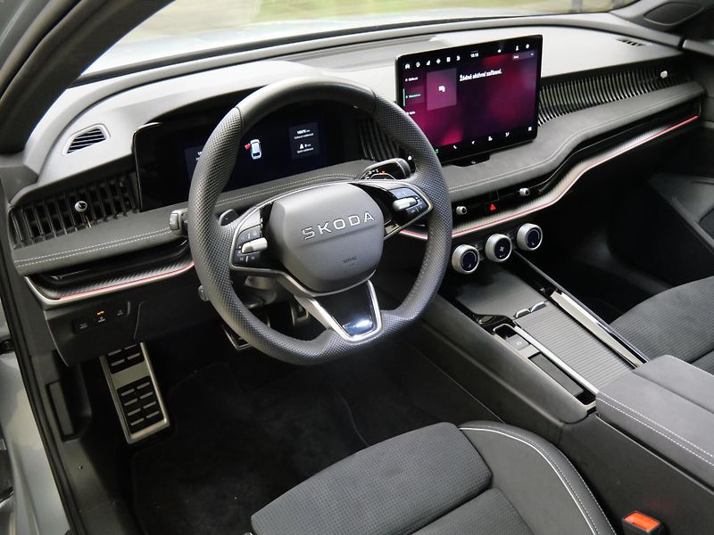 Škoda Superb - fotka 5 z 6