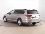 Volkswagen Passat (2015) 2.0 TDI, Automat, Serv.kniha - náhled 3