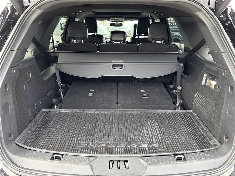 Ford Explorer 3,0 PHEV 336kW ST-Line AWD DPH - fotka 13 z 52
