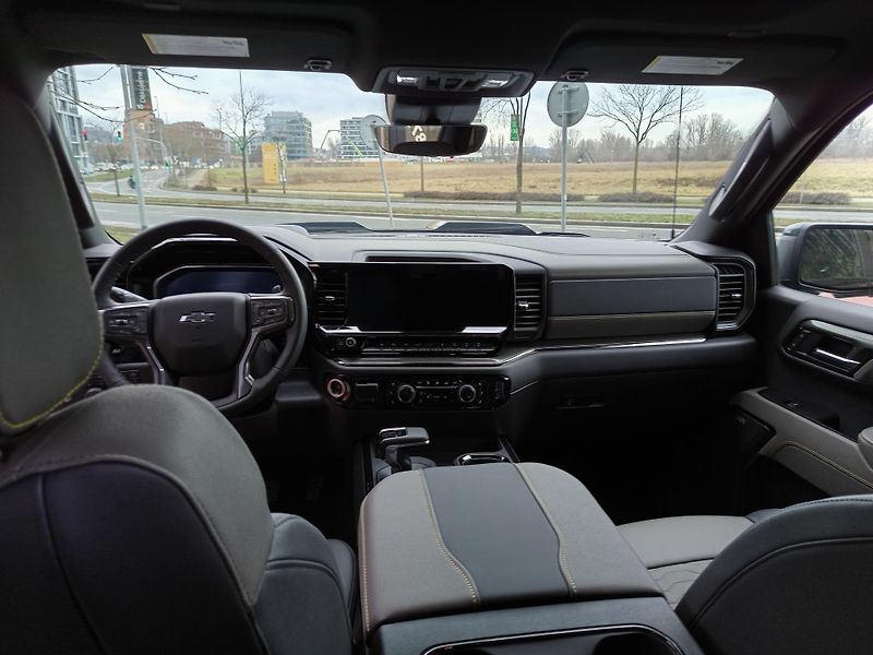 Chevrolet Silverado (2025) ZR2, rezervováno - fotka 12 z 19