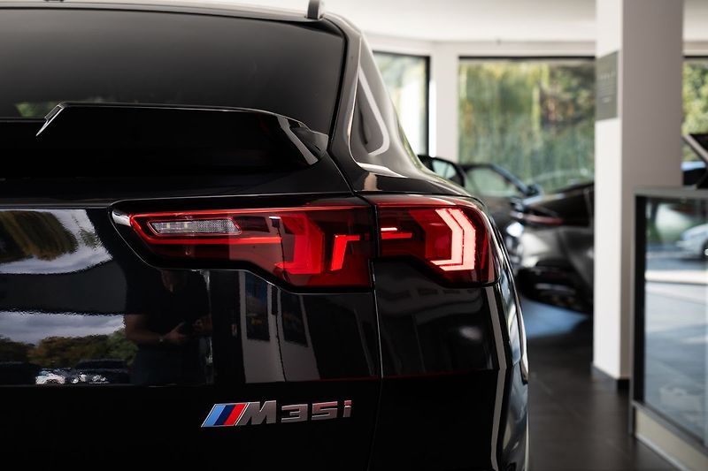 BMW X2 M35i xDrive HarmanKardon/360 - fotka 24 z 24
