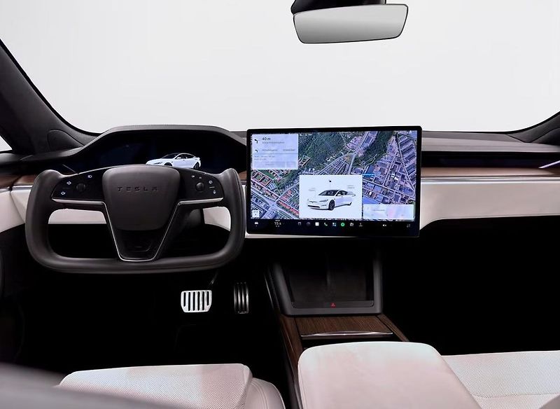 Tesla Model S LR AWD HW4 Bílý interiér Yoke  - fotka 17 z 17