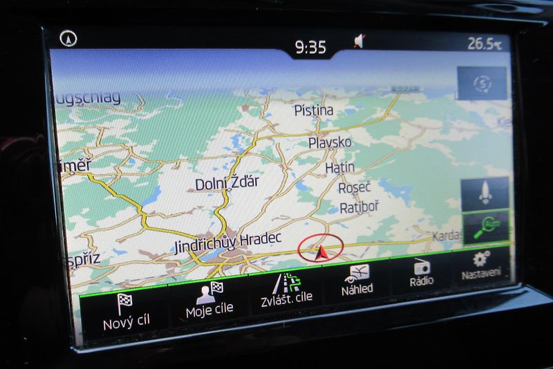Škoda Octavia 2.0 TDi AUT.KLIMA NAVIGACE - fotka 13 z 21