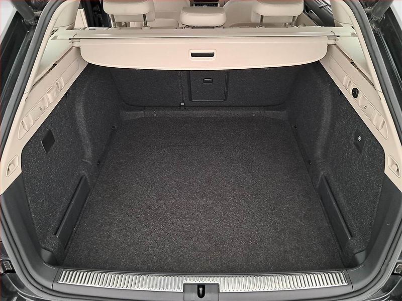 Škoda Superb (2017) Laurin&Klement 2.0 TSI, 4X4 - fotka 14 z 20