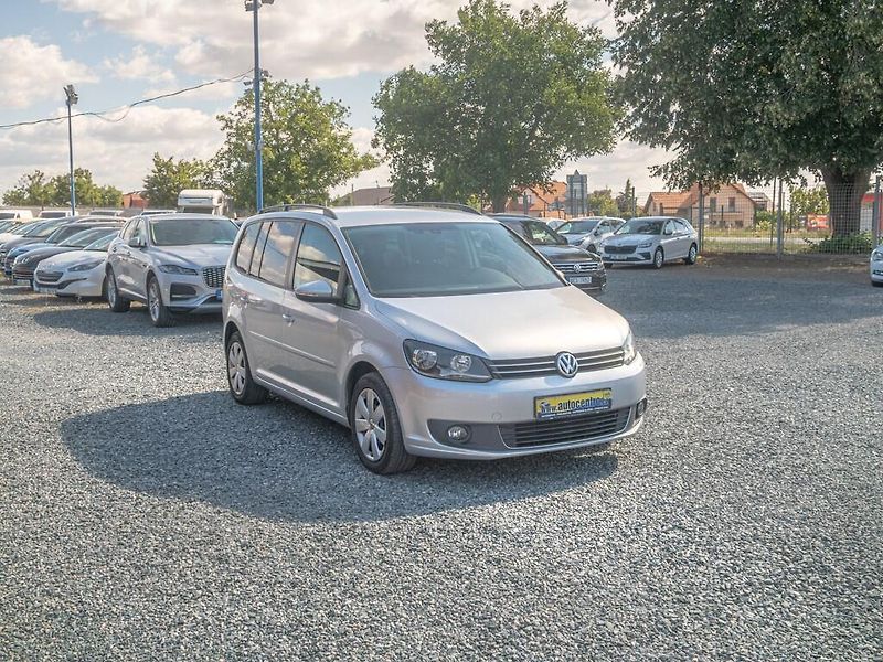 Volkswagen Touran (2014) 1.6TDI 77KW DSG NAVI – 7 SEDAD - fotka 3 z 50