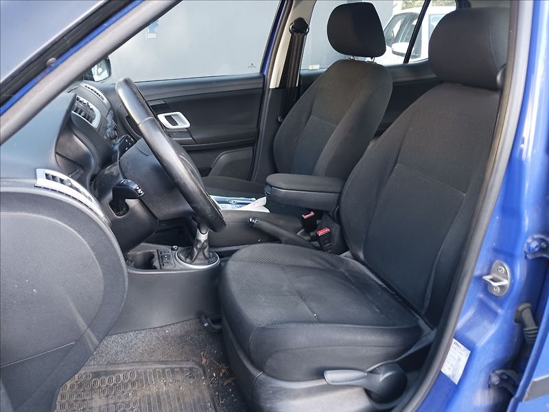 Škoda Fabia 1,4 TDI STYL  59KW - fotka 11 z 19