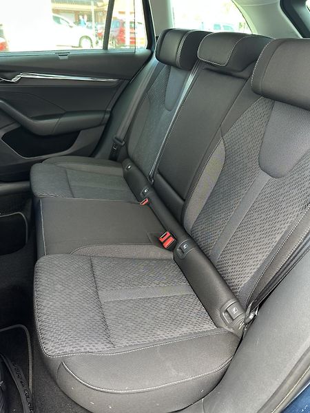 Škoda Octavia (2023) Škoda Octavia IV 2.0tdi DSG - fotka 10 z 38