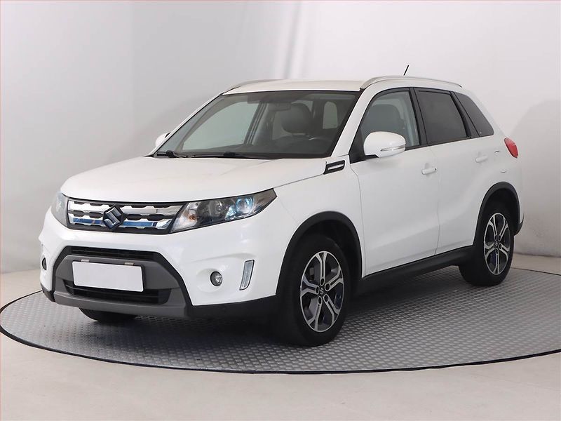 Suzuki Vitara (2016) 1.6 VVT, 4X4, Serv.kniha - fotka 2 z 18