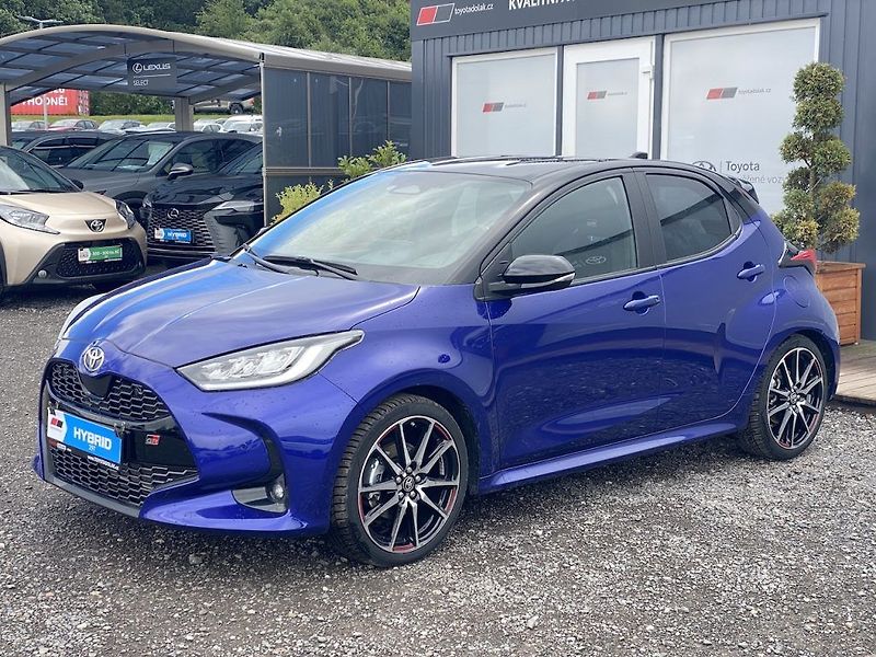 Toyota Yaris 1.5HEV, ČR-1m, GR Sport, DPH - fotka 4 z 17