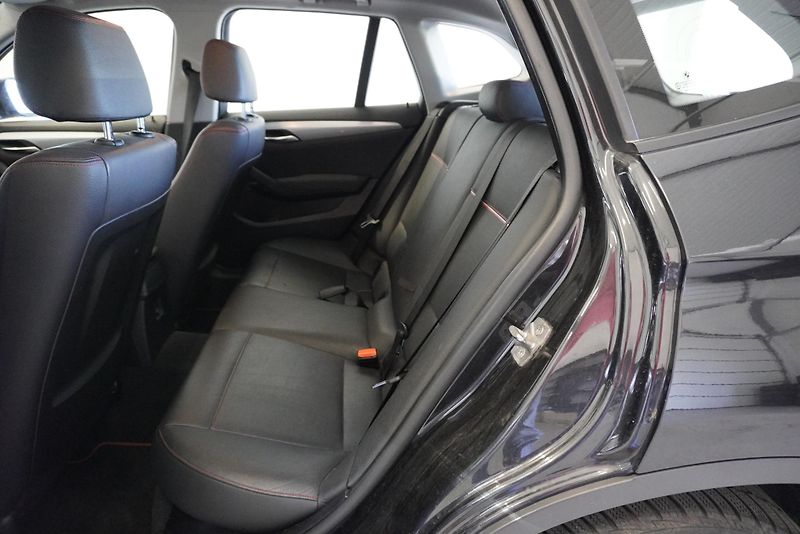 BMW X1 2,0 XDRIVE28I AUT. - fotka 24 z 30