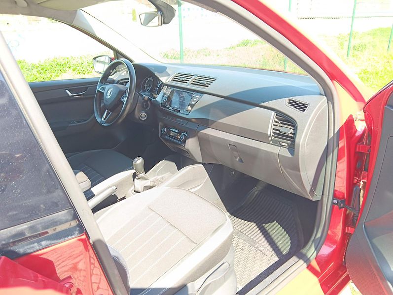 Škoda Fabia (2019) 1.0 81kW, Led, klima - fotka 12 z 31