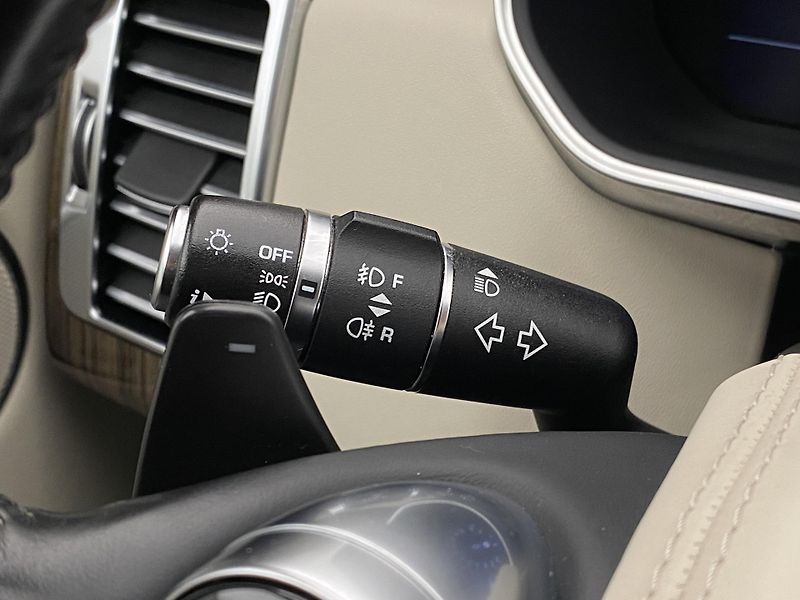 Land Rover Range Rover 3.0 SDV6 Vogue, ČR, Nový motor - fotka 21 z 49