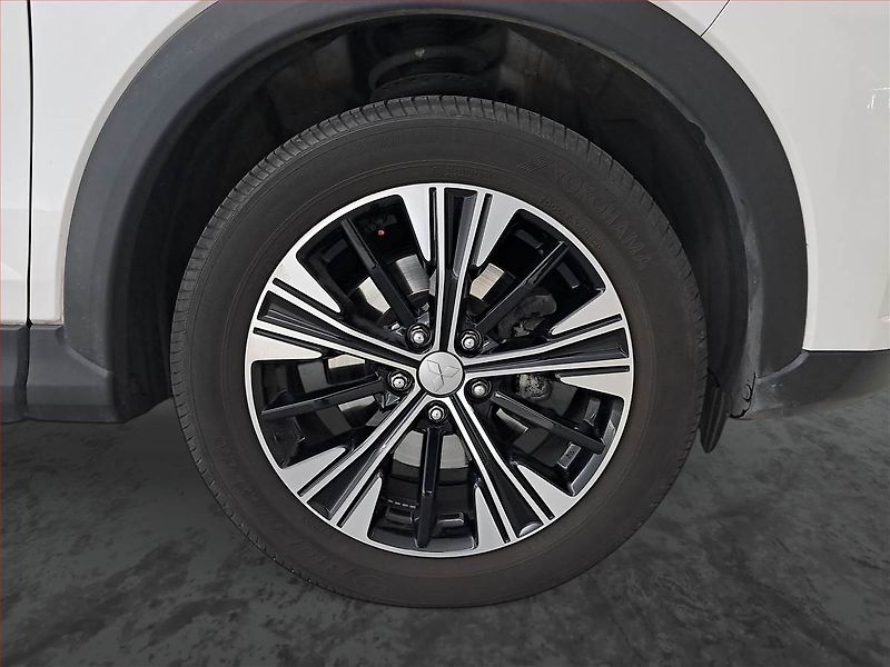 Mitsubishi Eclipse Cross (2021) 1.5 T-MIVEC, Automat, Tempomat - fotka 15 z 21