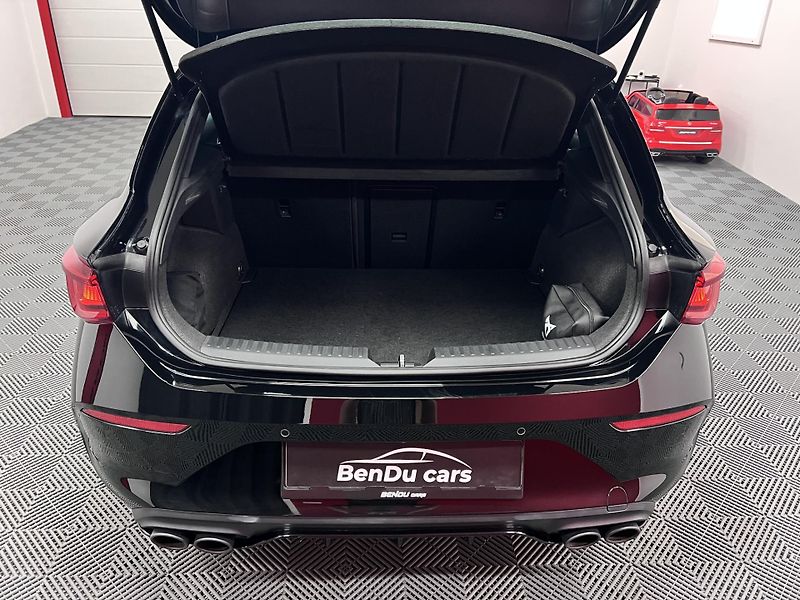 Cupra Leon 2.0 TSI 221 kW 2022 - fotka 6 z 47