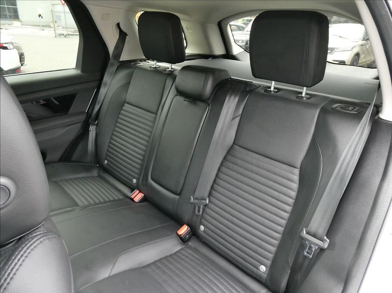 Land Rover Discovery Sport 2,0 P200 SE,1.Maj, ČR, DPH - fotka 20 z 41