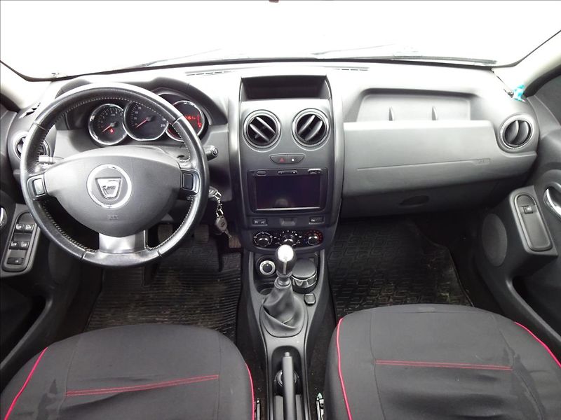 Dacia Duster 1,5 DCi 80kW 4X4 - fotka 32 z 45