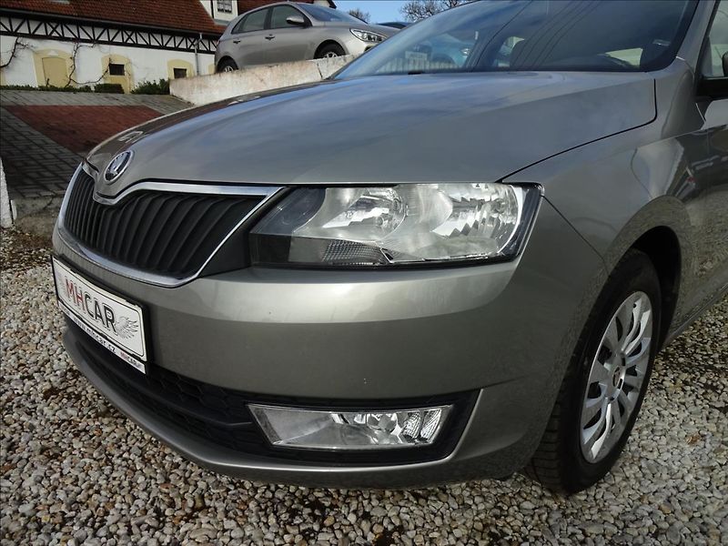 Škoda Rapid 1.2TSI 66kW - fotka 12 z 46