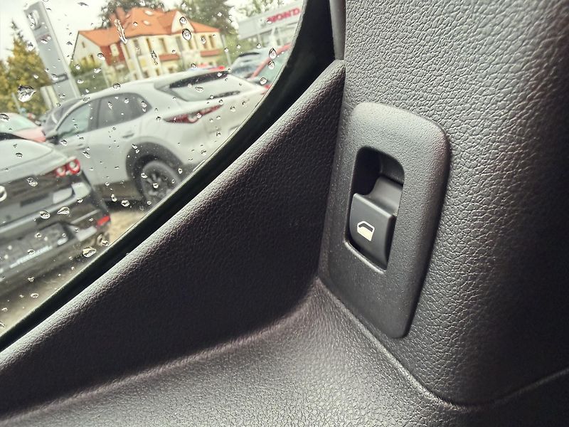 Peugeot Rifter ACTIVE 1.2 PureTech 110 S&S - fotka 23 z 24
