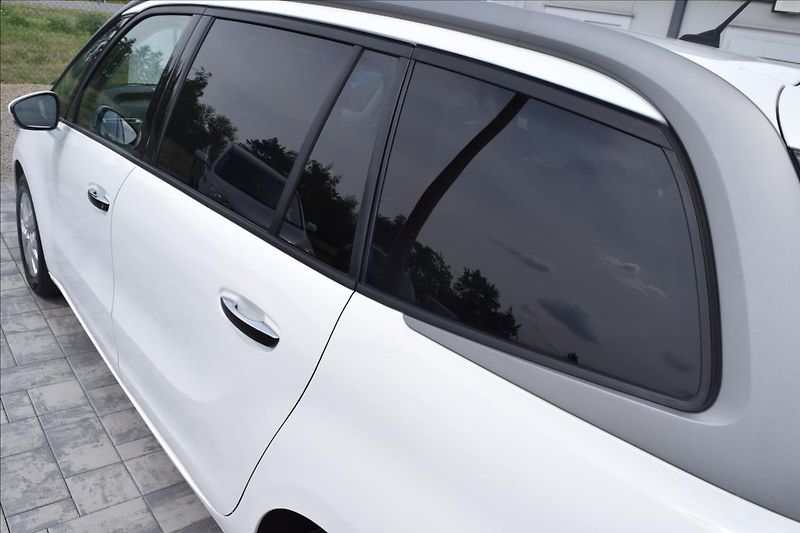 Citroën C4 Picasso 2,0 HDI 110KW AUTOMAT 7MÍST - fotka 11 z 48