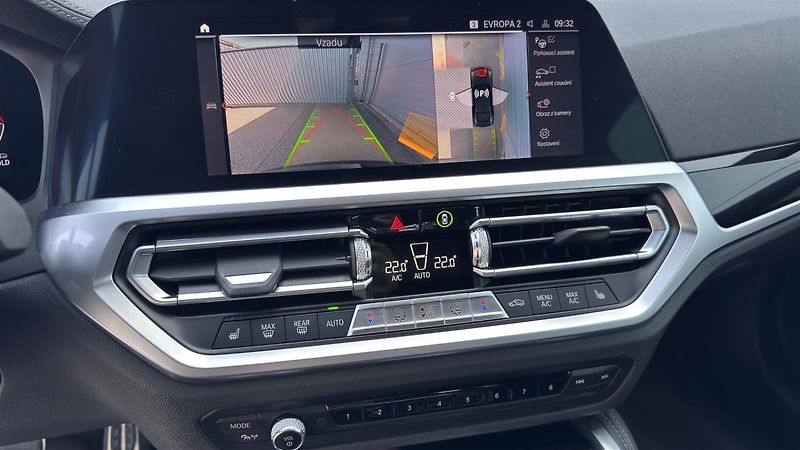 BMW Řada 4 420d xDrive Coupe - fotka 3 z 17