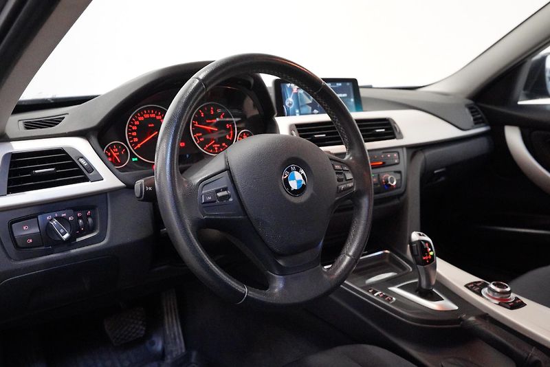 BMW Řada 3 - fotka 5 z 6