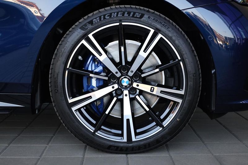 BMW Řada 5 540d xDrive Touring - fotka 7 z 18