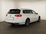 Volkswagen Passat (2019) R-Line 2.0 TDI, 4X4, Automat - náhled 4