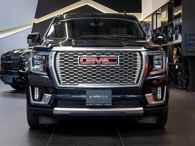 GMC Yukon (2021) 6.2 XL Denali Ultimate Air 4WD - fotka 11 z 44