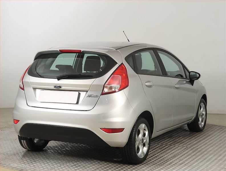 Ford Fiesta (2015) Comfort 1.25, Serv.kniha - fotka 5 z 18