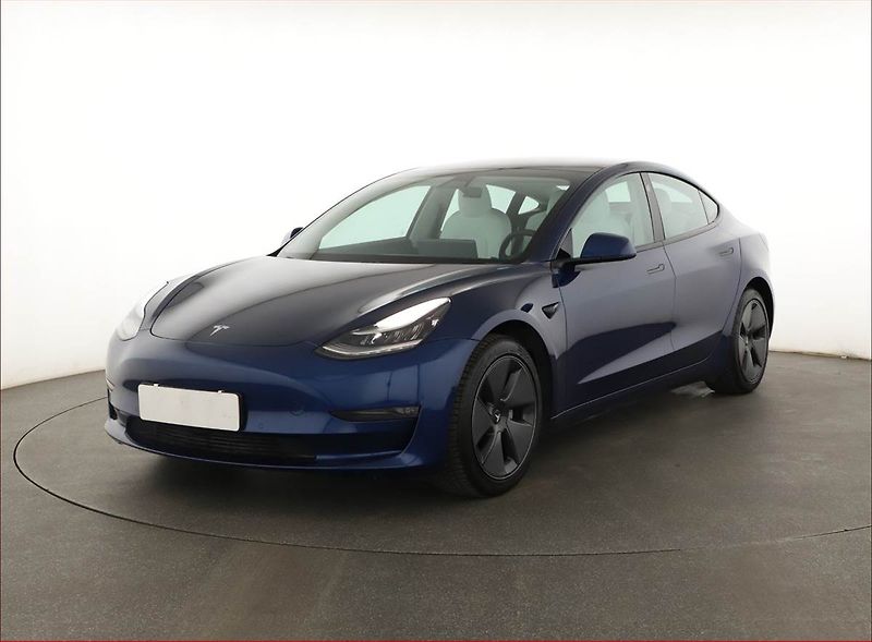 Tesla Model 3 (2020) Long Range 4WD 74kWh, SoH 91% - fotka 2 z 20