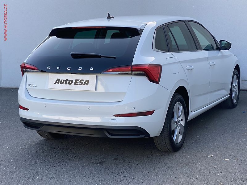 Škoda Scala (2022) 1.5 TSi, 1.maj,ČR, Style - fotka 4 z 17