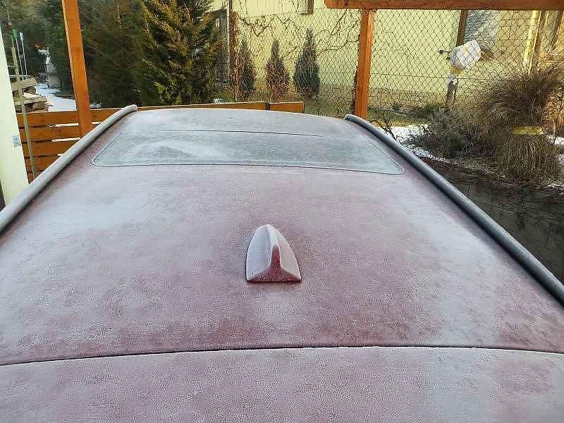 Posprejované BMW.