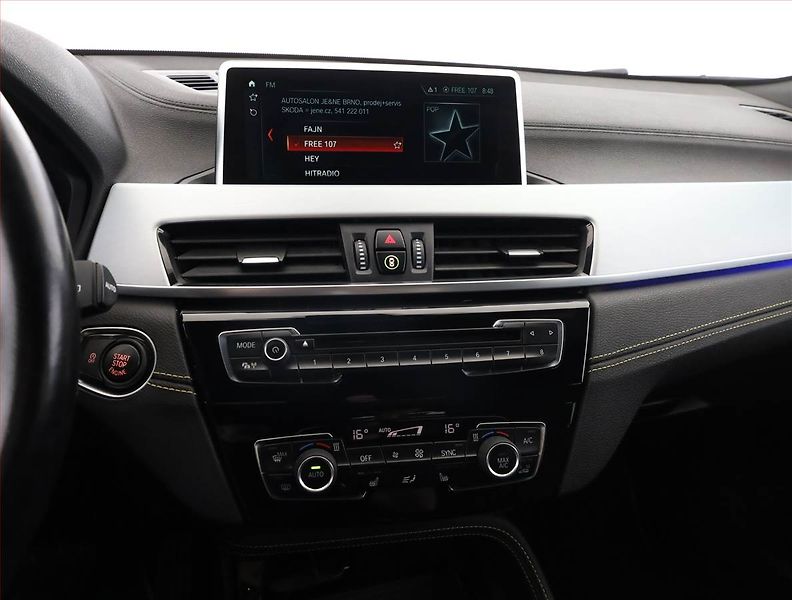 BMW X2 (2018) M Paket xDrive20i - fotka 10 z 19