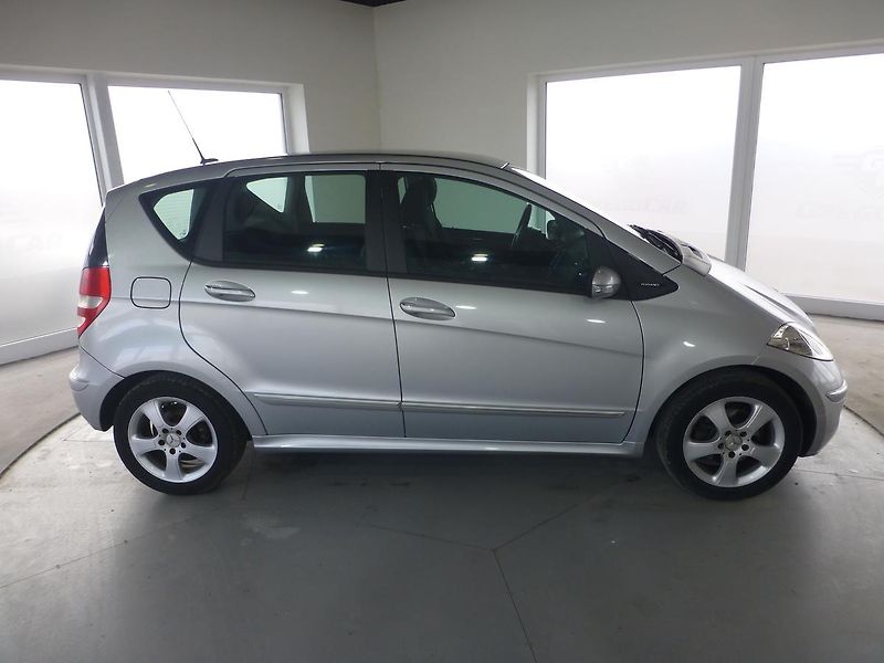 Mercedes-Benz Třídy A (2005) 2,0+LPG-2034*KLIMA*+KOLA*TAŽNÉ - fotka 4 z 25