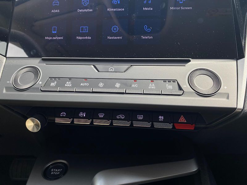 Peugeot 408 (2026) ALLURE Hybrid 145 e-DCS6 - fotka 22 z 28