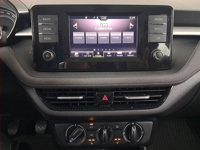 Škoda Fabia (2023) Ambition 1.0 TSI, Serv.kniha - fotka 12 z 15