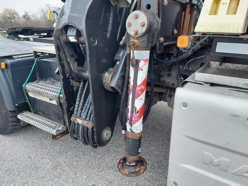 MAN TGS 33.510 6X6 BL s HJ Kesla 2 - fotka 10 z 88