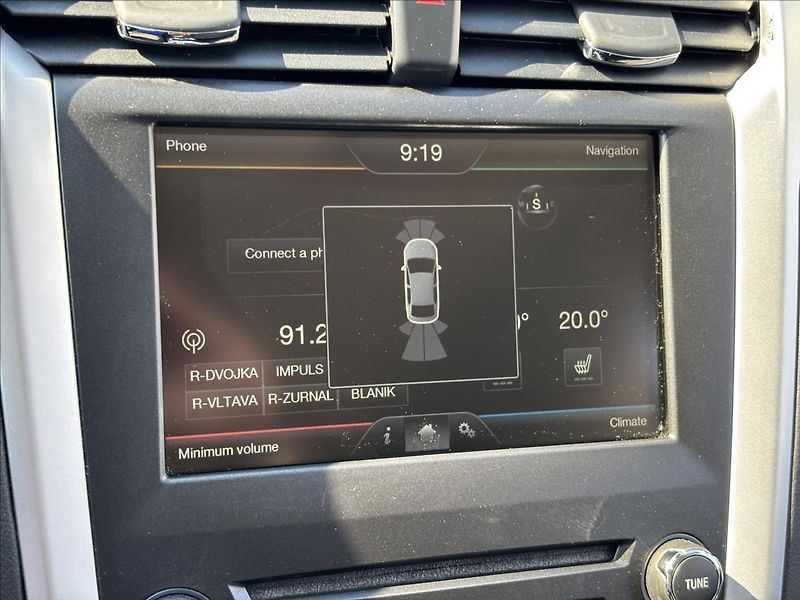 Ford Mondeo 2,0 TDCi 110kW Trend - fotka 29 z 36
