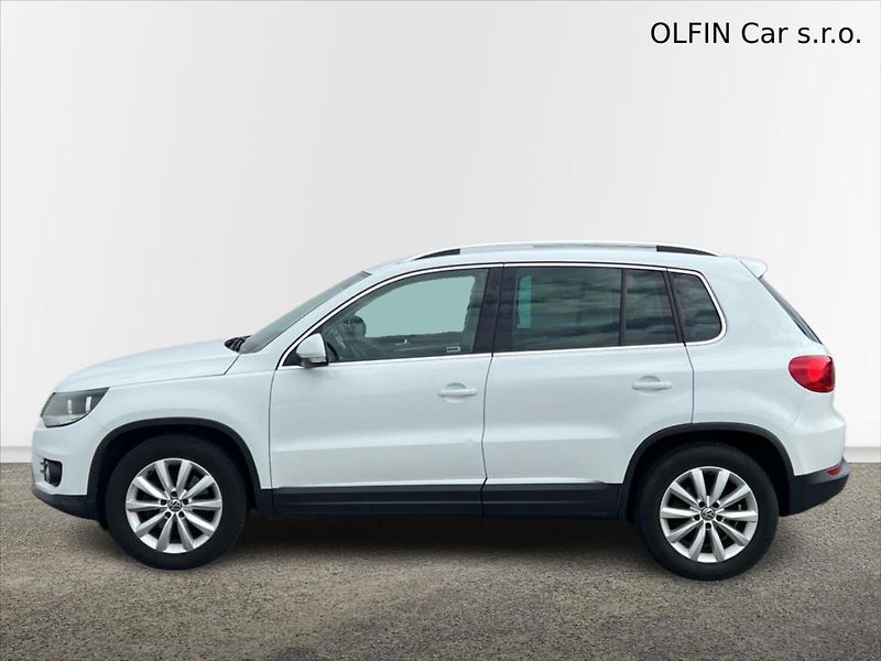 Volkswagen Tiguan 2,0 TDi 103kW SPORT&STYLE - fotka 10 z 22