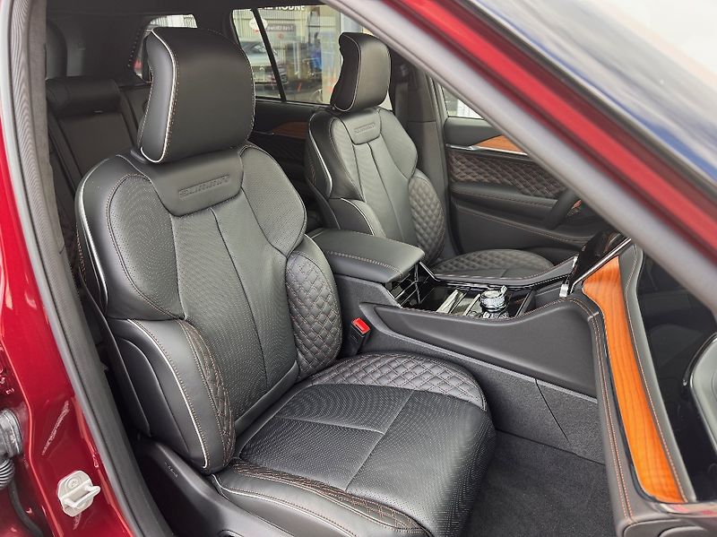 Jeep Grand Cherokee (2025) Summit Reserve 4xe (380k) 8AT - fotka 17 z 50